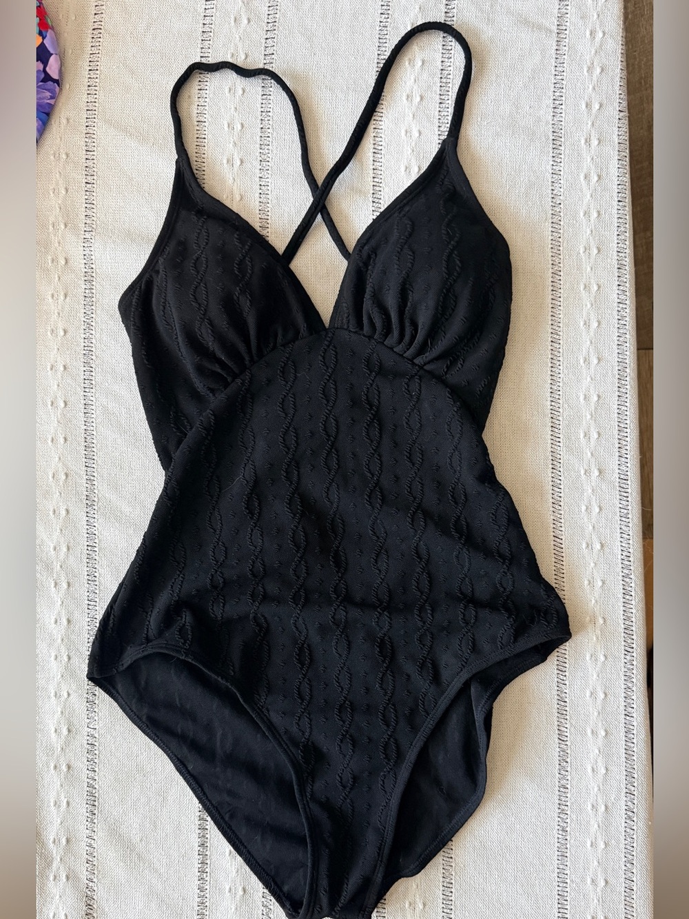 Cupshe Black Textured One-Piece Swimsuit, Size L NWT